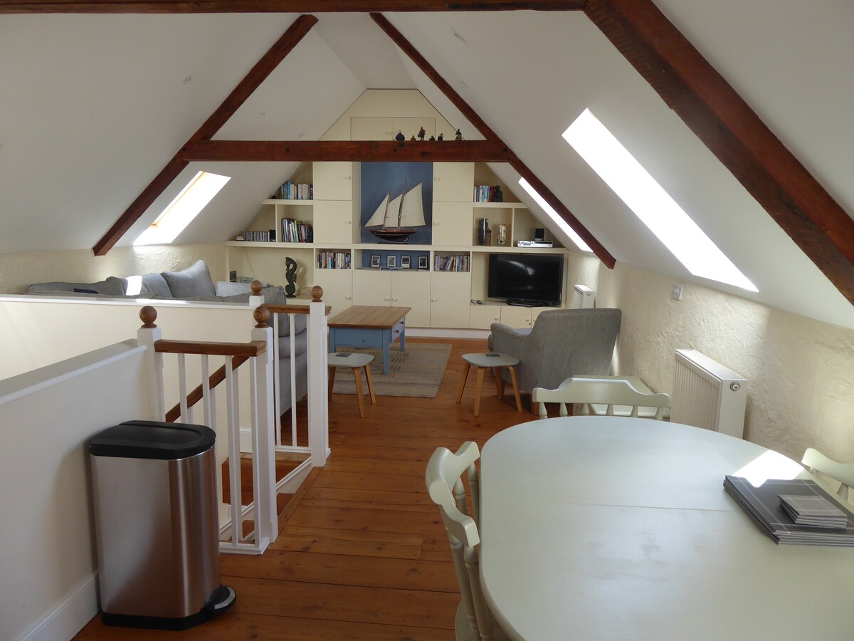 Luxurious & Comfortable - Oak Barn - near Padstow