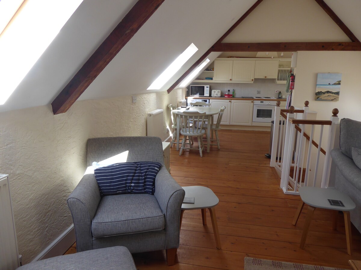 Luxurious & Comfortable - Oak Barn - near Padstow