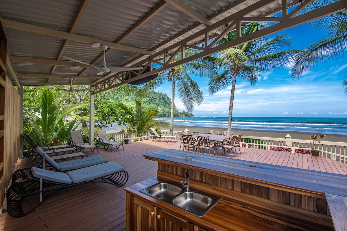 7 Bedroom Luxury Oceanfront Villa on Jaco Beach