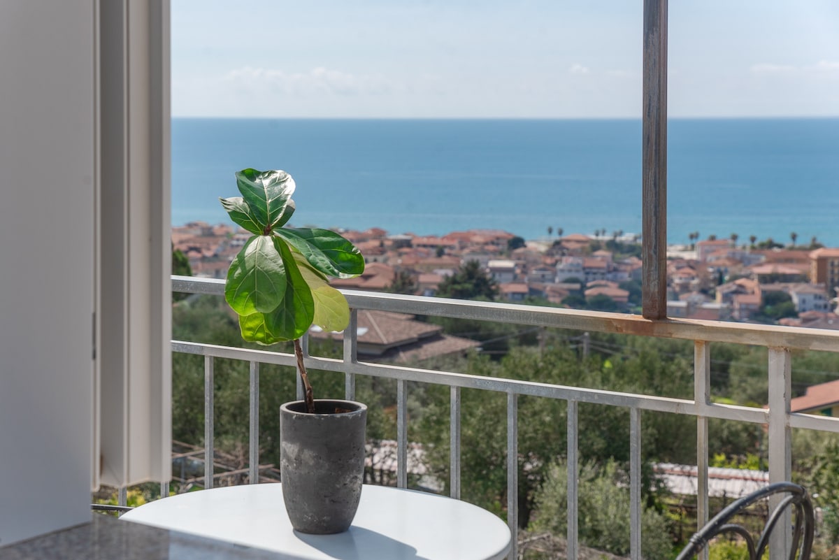 ONE SUITE - Appartamento in villa vista mare