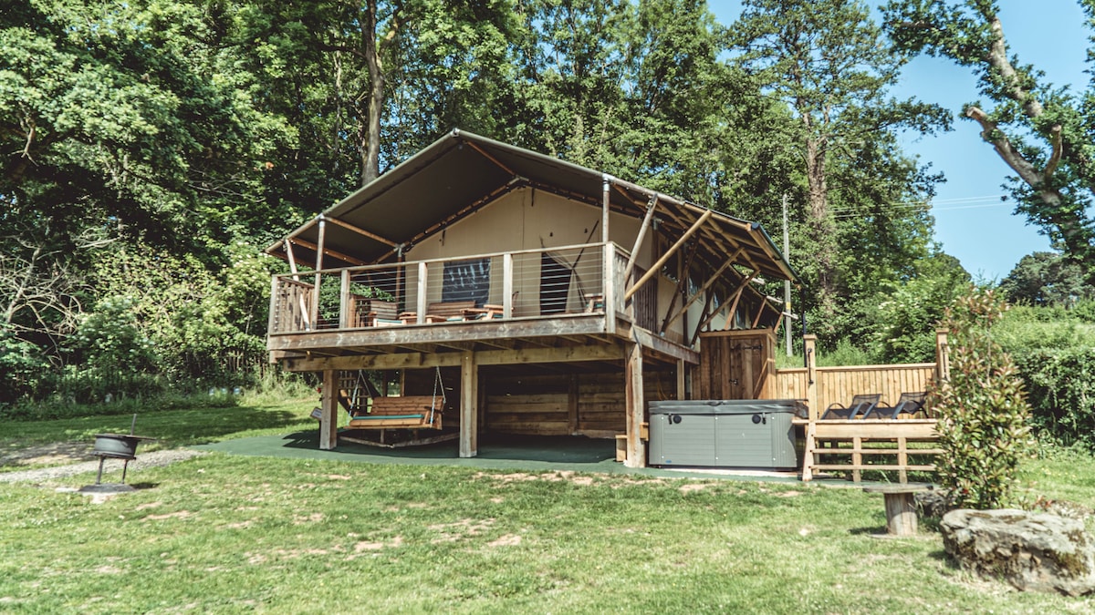 Sweeney Farm Glamping - Mountain Lodge