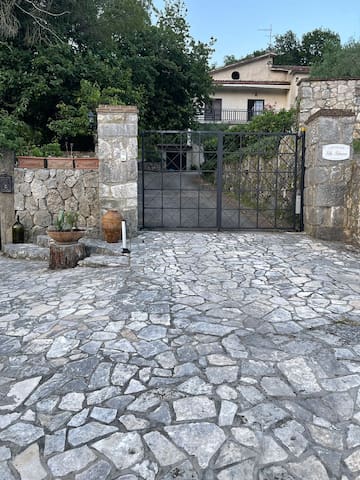 Castelnuovo Parano的民宿