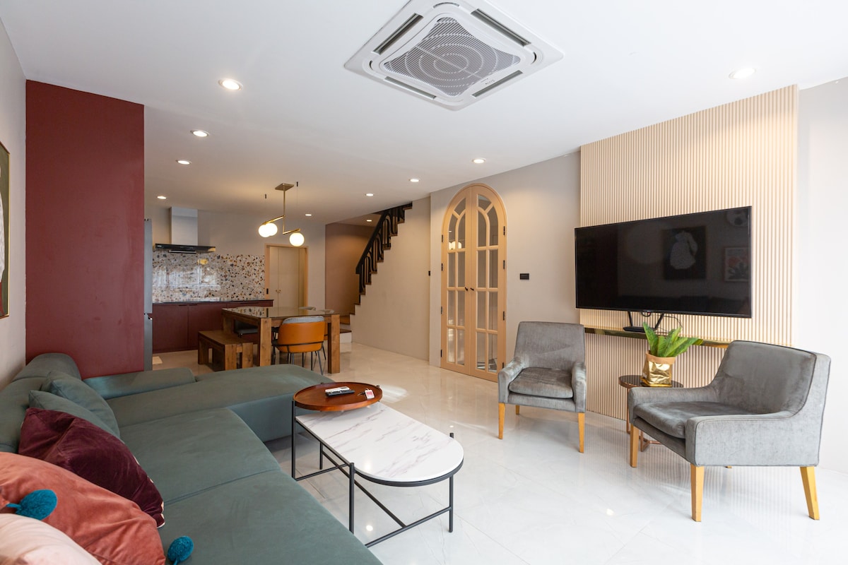 Stylish&Cozy 3BR, 2 min from Patong beach.