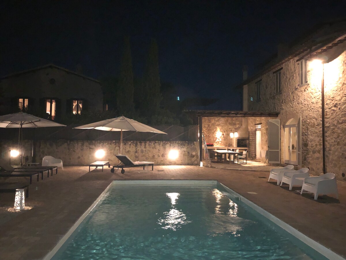 Montefalco ，一栋带泳池风景秀丽的房子！