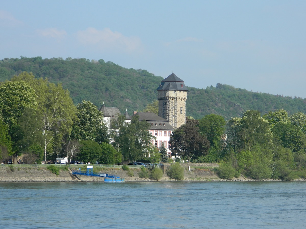 Stube of the Gateway - Martinsburg Castle