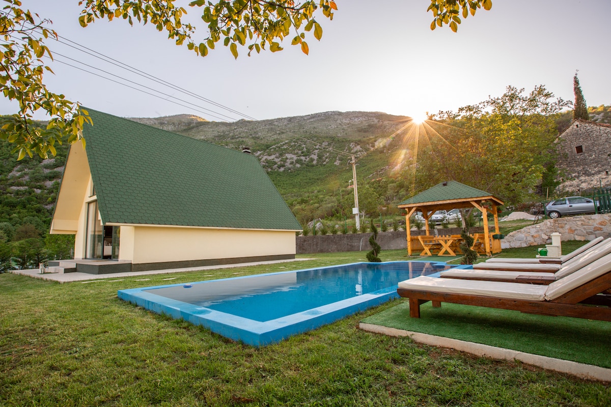 Cozy House Ostrog (Village)