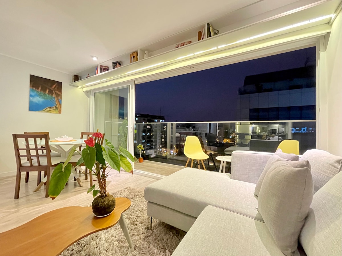 Stunning Designed Central Apt. in Miraflores |VIP|