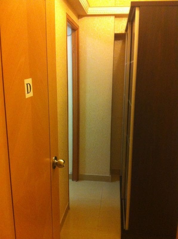Yaumatei ，九龙。带电梯的房间！ Bunk_Bed