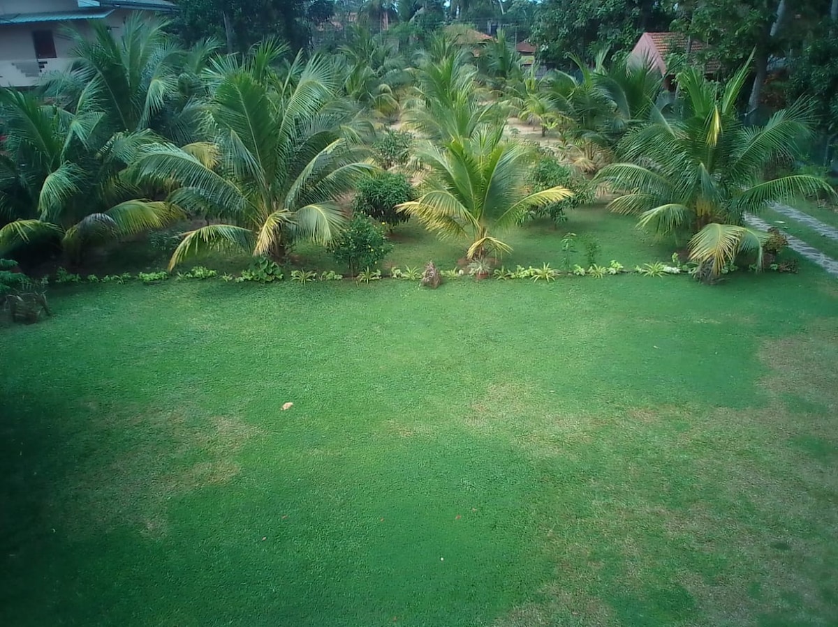 靠近海滩/机场的Negombo别墅-可供10人入住
