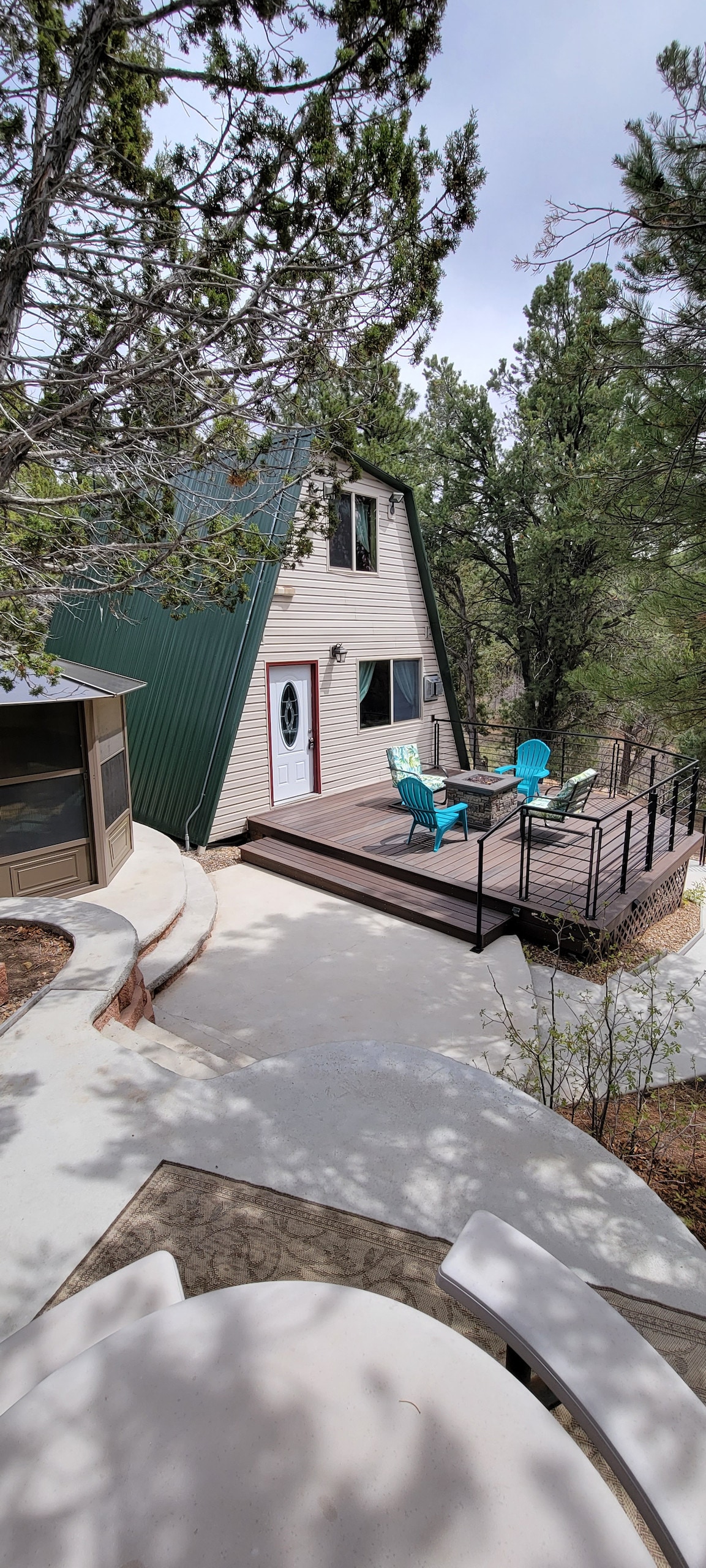 Zion 's Cable Mountain Trail Head Cabin