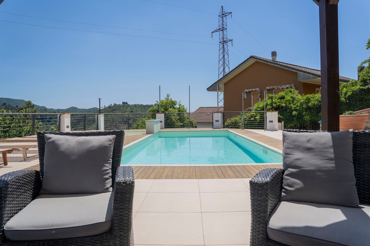 莱蒂齐亚别墅（ Villa Letizia ） -优雅的3个泳池，距海边10分钟