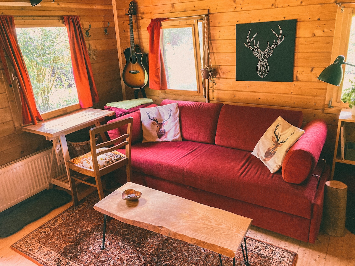 Cuddly Forest hut "Lotta" Dahner Felsenland