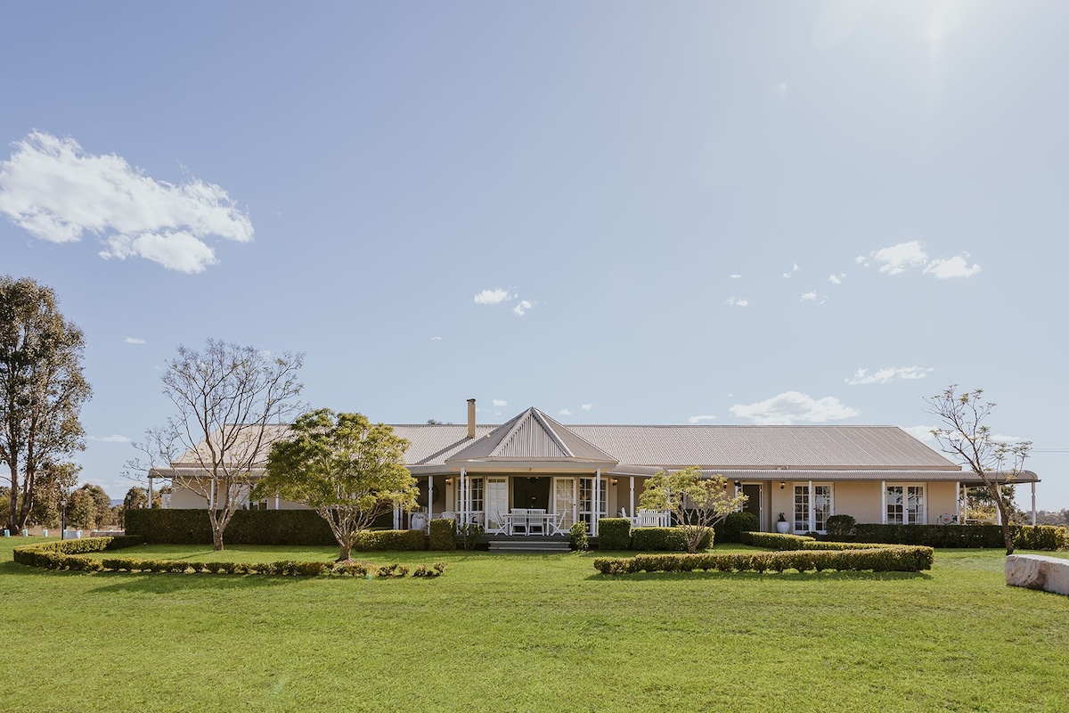 Corunna Station 10 Bedrooms