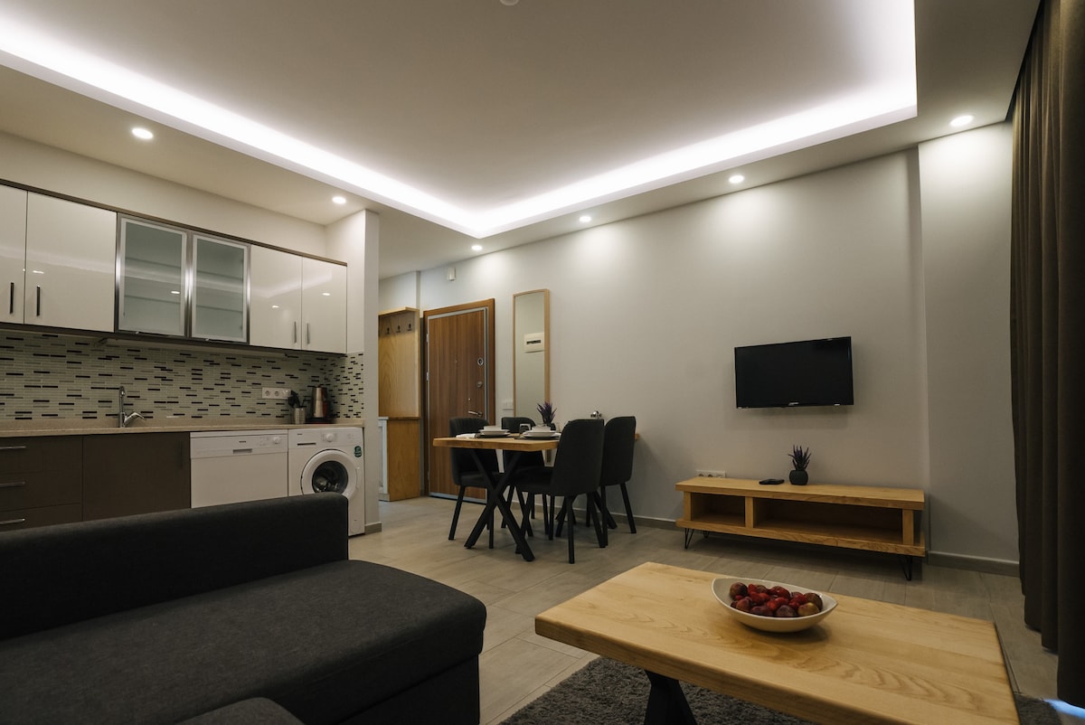 Maye Residence Flat 1 +1