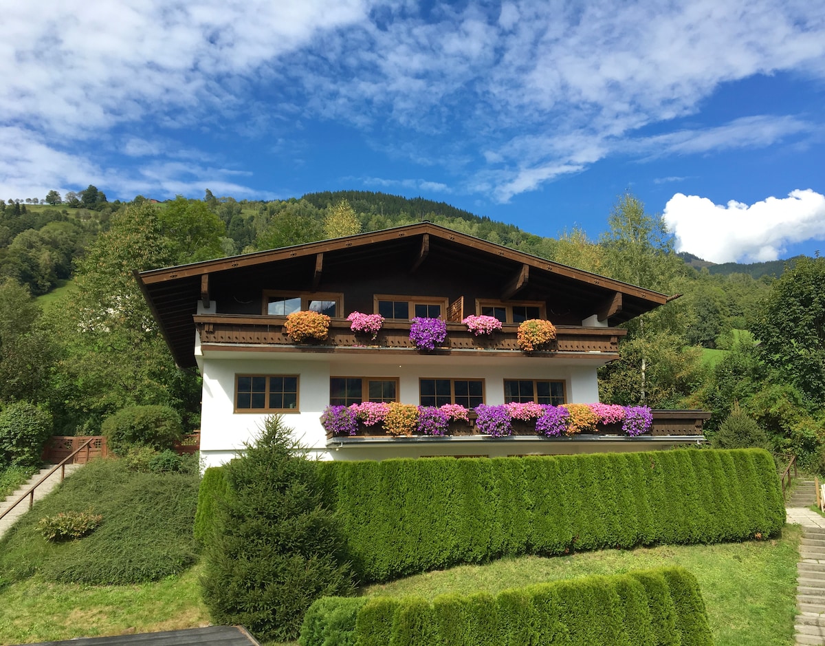 Landhaus Bergner Alm - Edelweiss Spitze Apartment