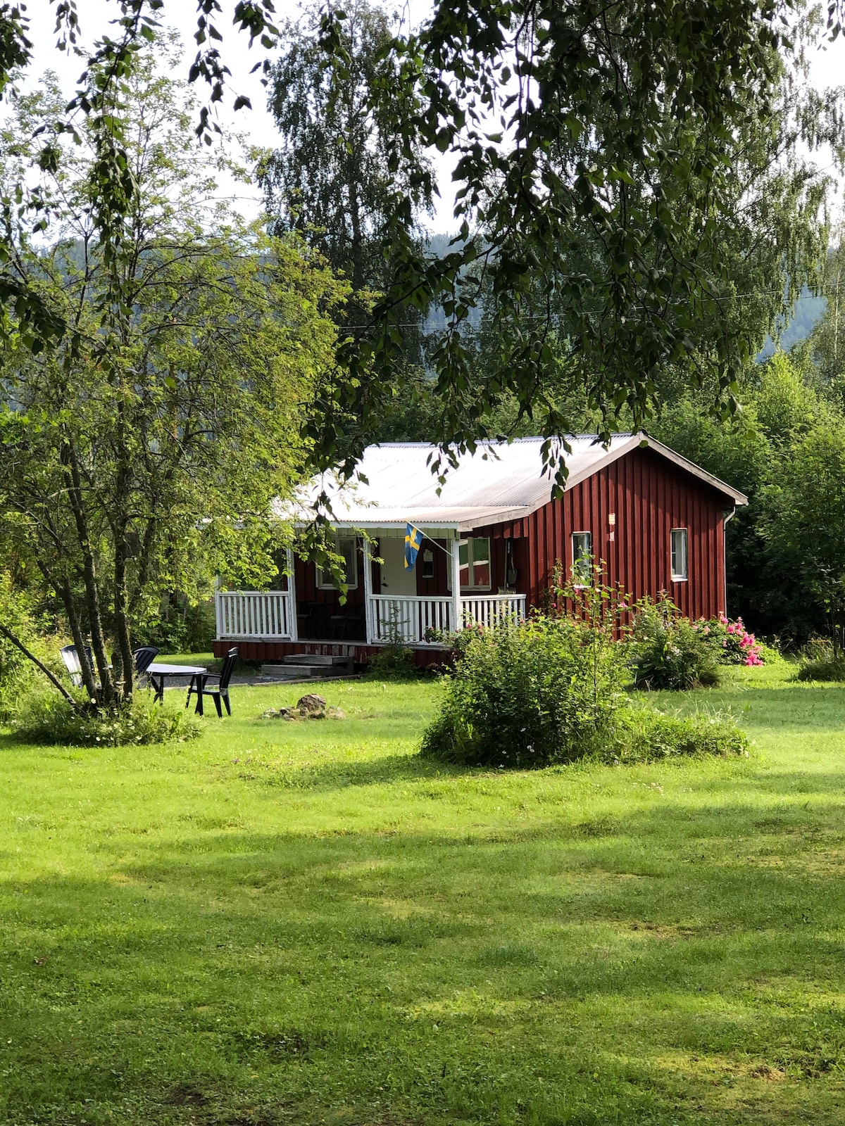 * Villa/Stuga * Ragunda vallei, Jämtland, Sverige.