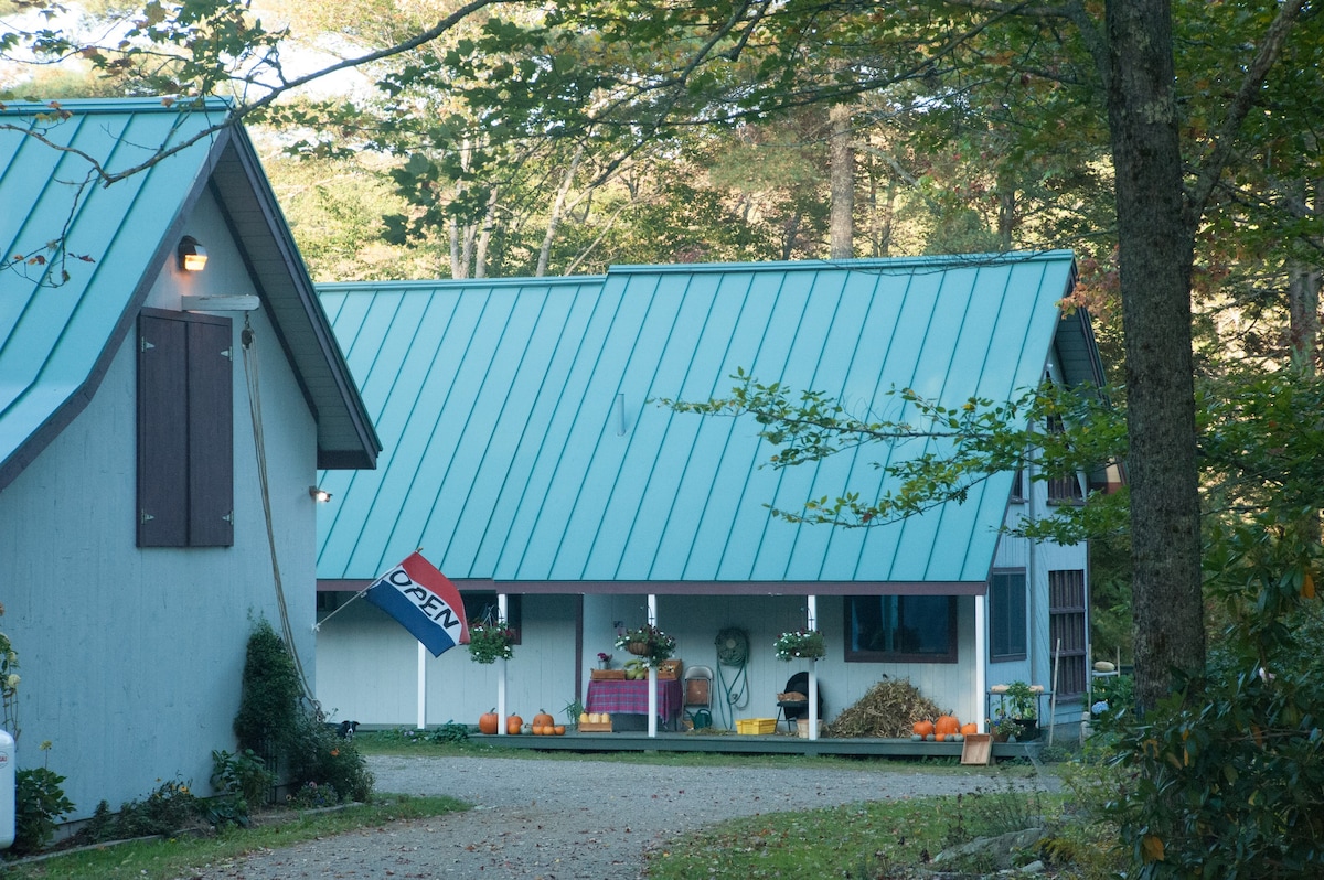 The Byre at Piper 's Pond