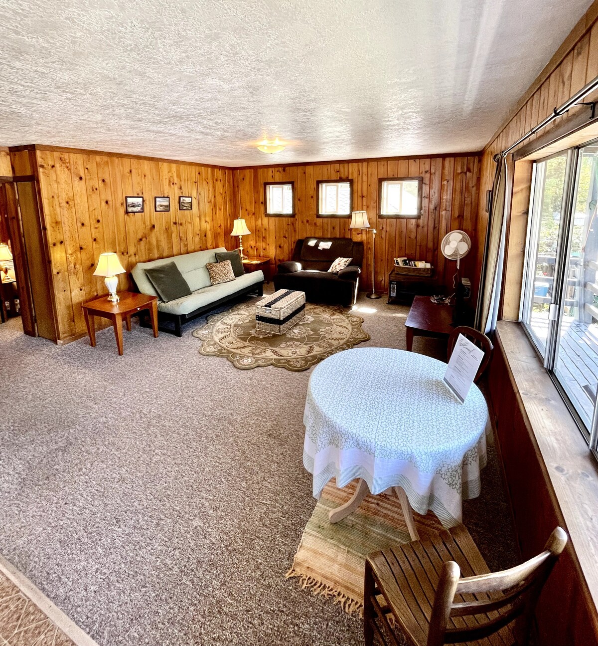 Spacious Upstairs Retreat with a view