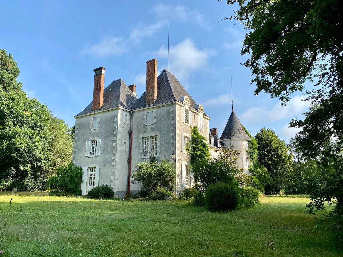 Comfortable rooms at the Château Domaine du Fan