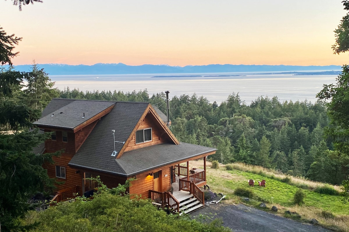 Westside Water View! Captain 's Cabin