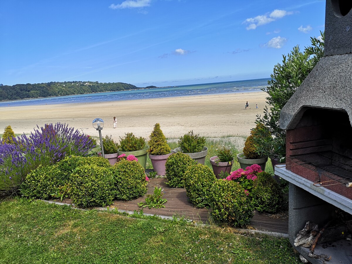 Exceptionnel duplex vue mer  direct plage SPA ***