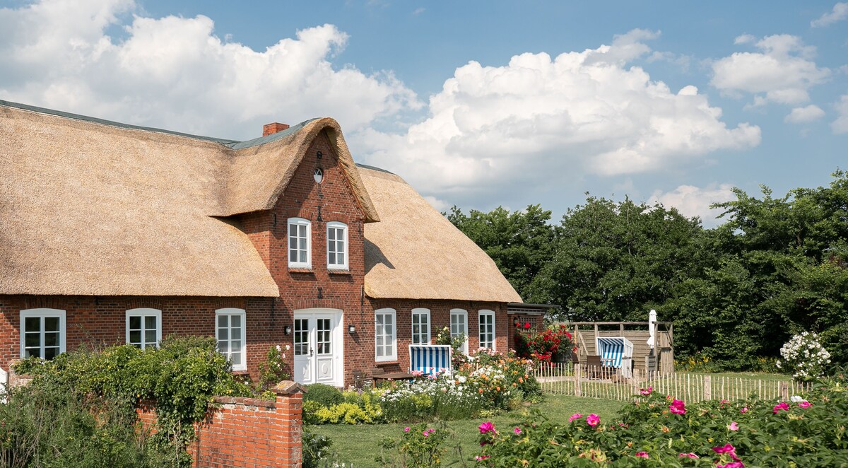 Kleine Ferienwohnung im reetgedeckten Landhaus****