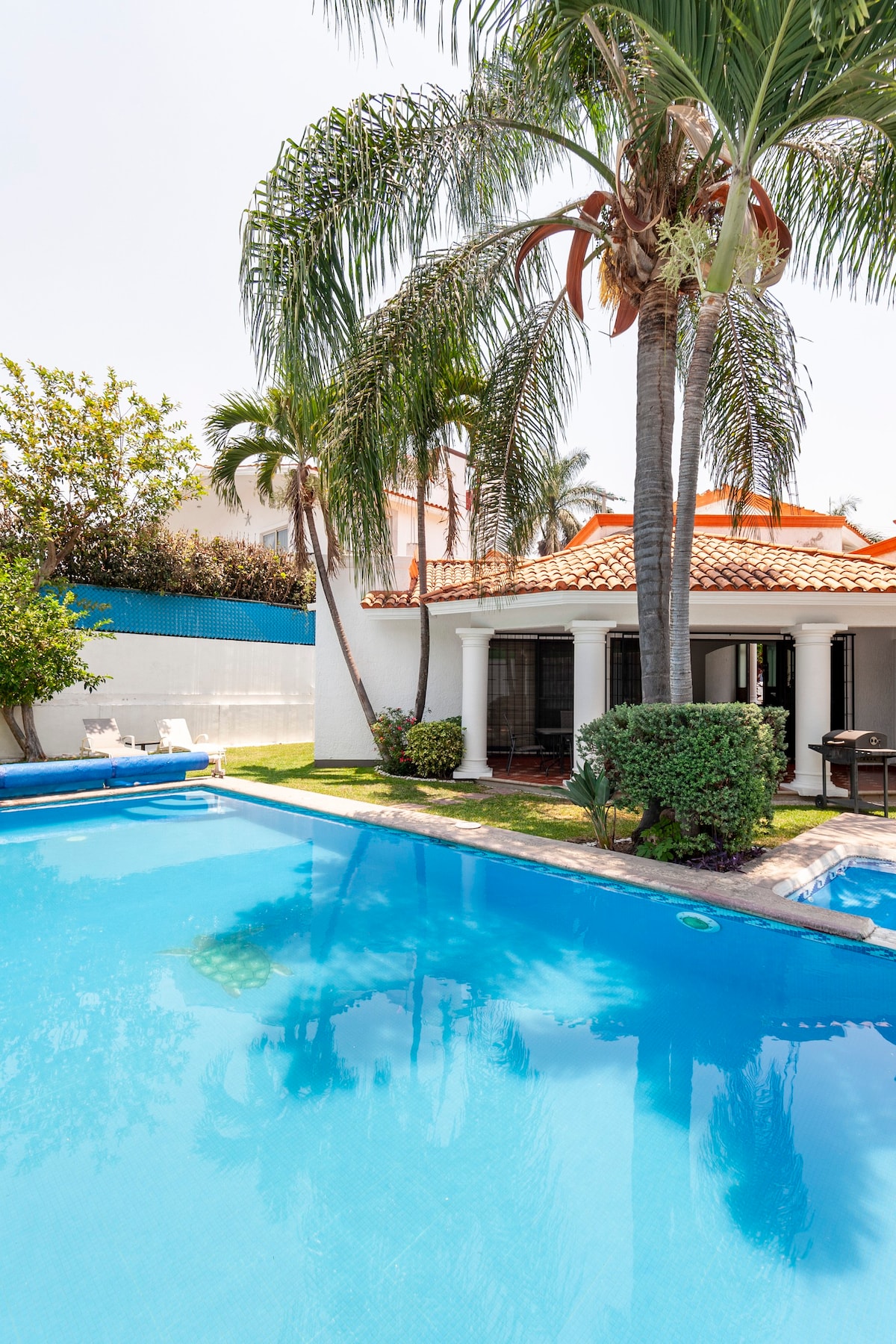 Lomas de Cocoyoc美丽房子和泳池