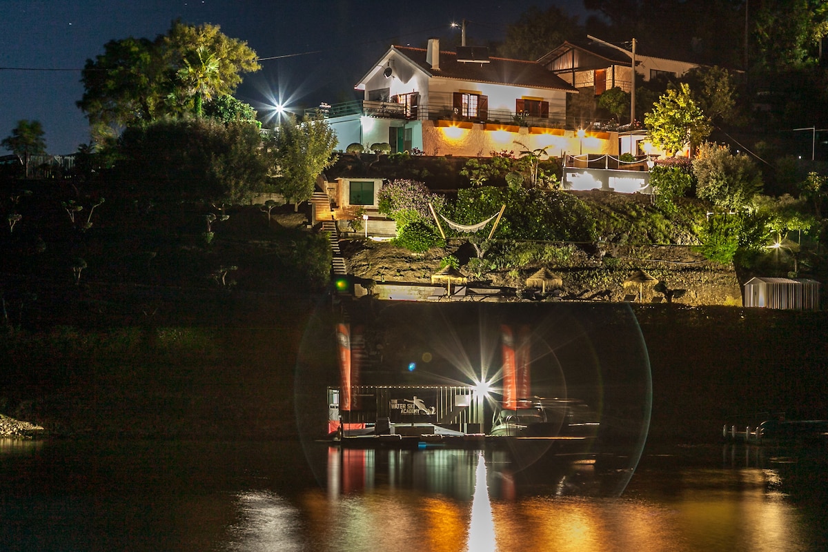 Bode Castle - Lake House - A Casa do Avô