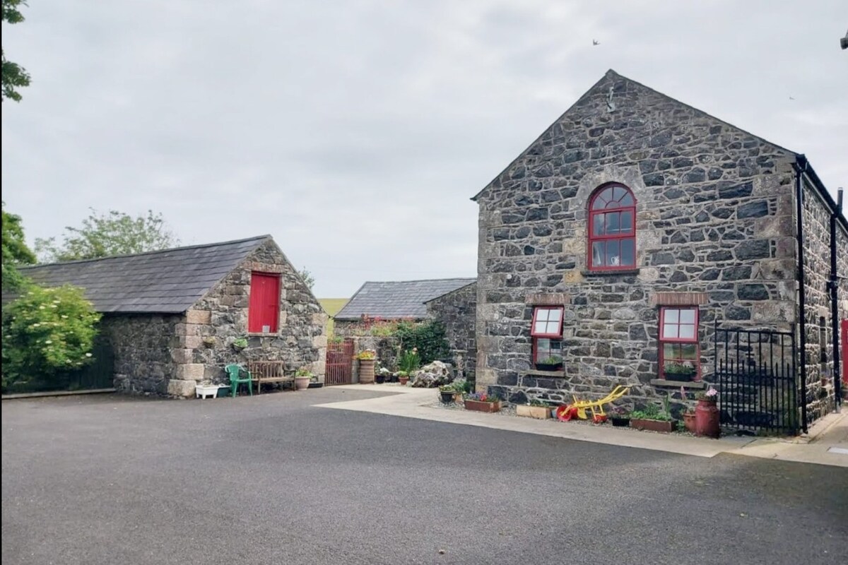 Colliers Hall- The Barn, Ballycastle