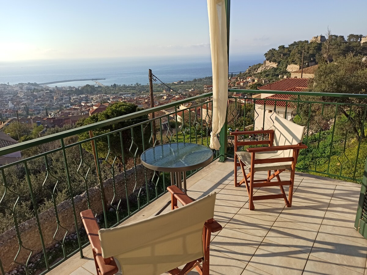 Kyparissia Castle & Sea view