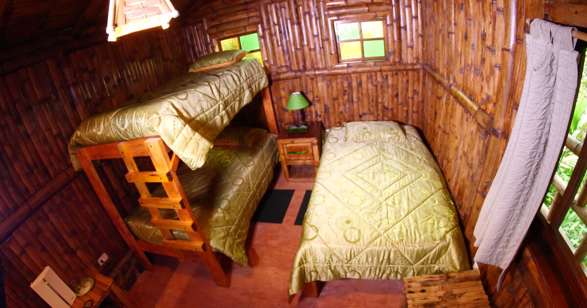 Choco雨林的Quinde小木屋