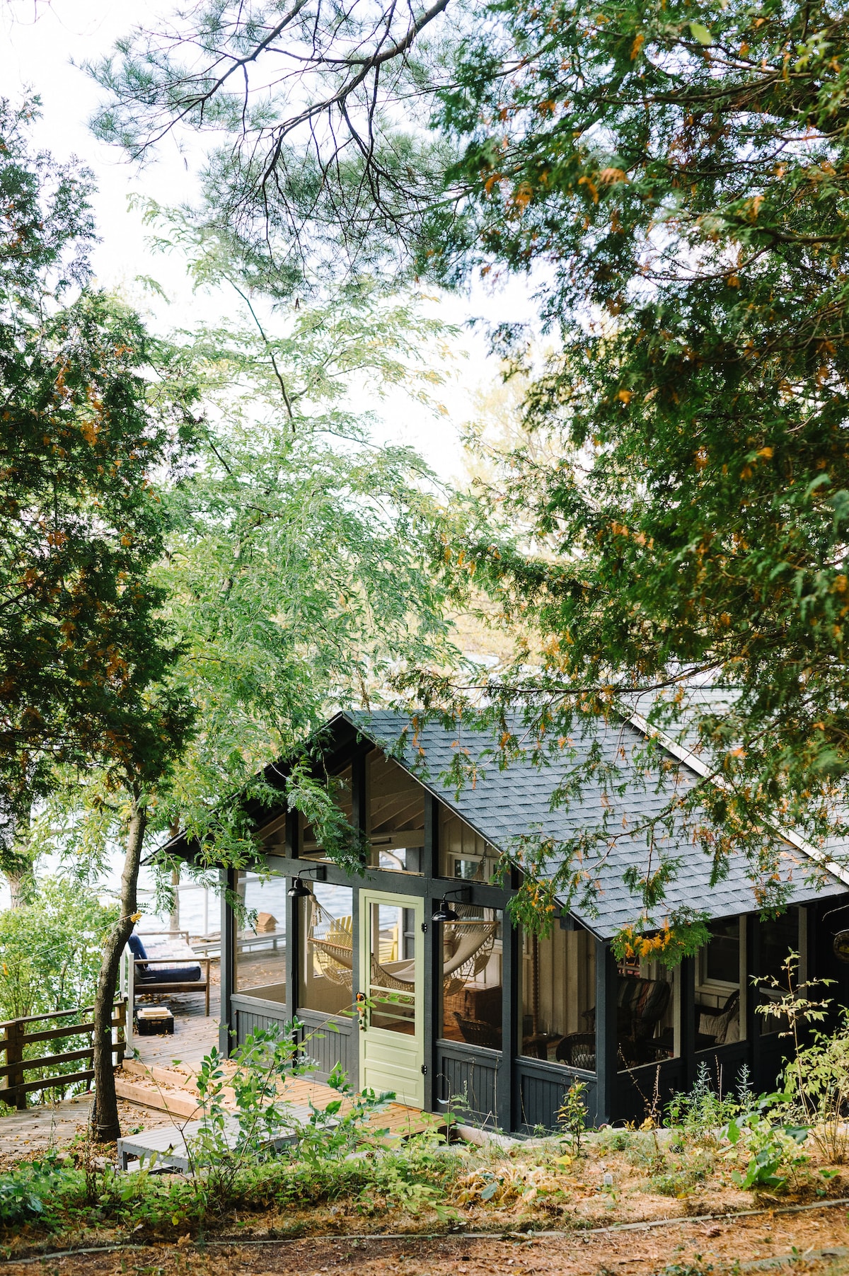 湖畔度假屋， 20世纪20年代经典小屋，带海滩