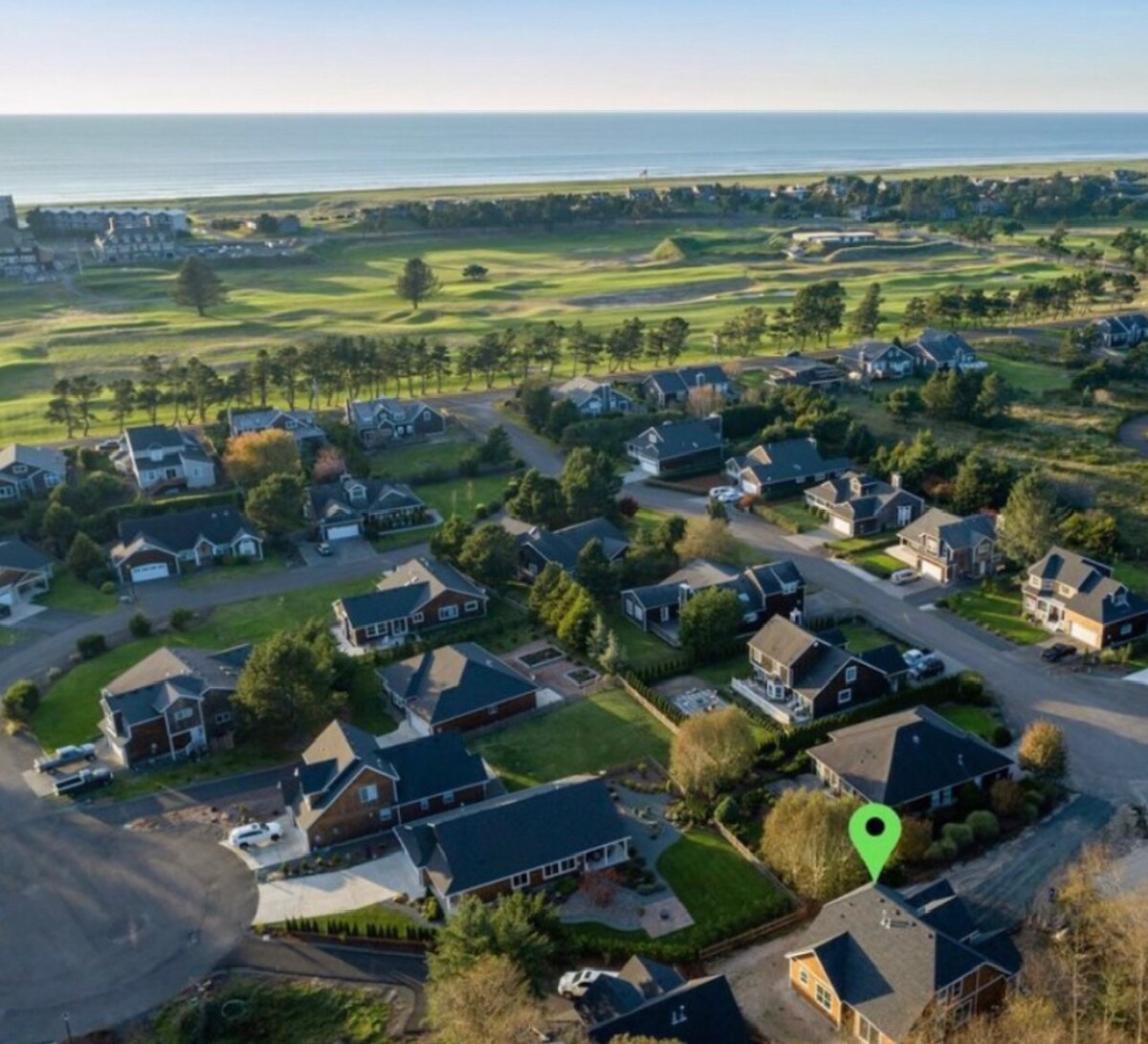 Modern new home in Gearhart