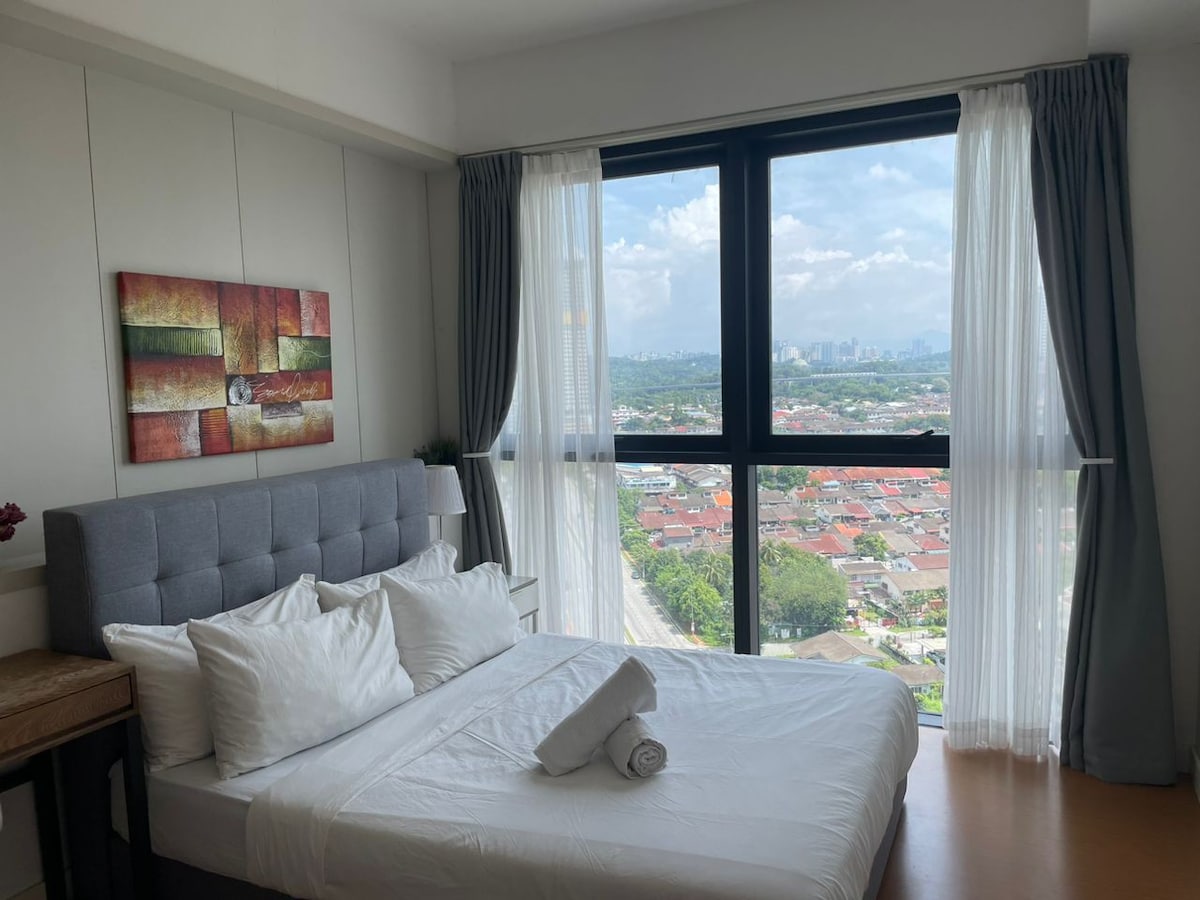 The Hub @ SS2 Petaling Jaya （ 2间客房舒适的复式公寓）