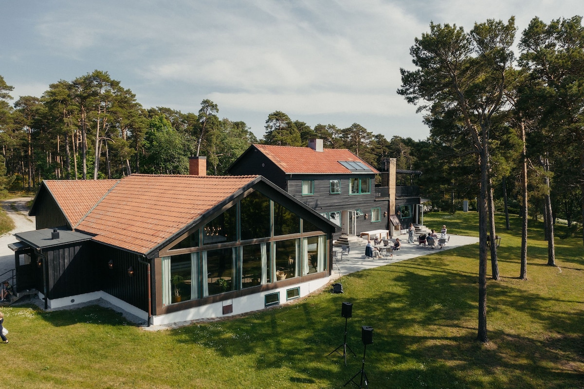 维斯比北海滨别墅（ Villa Salthamn by the Sea of the North of Visby ）