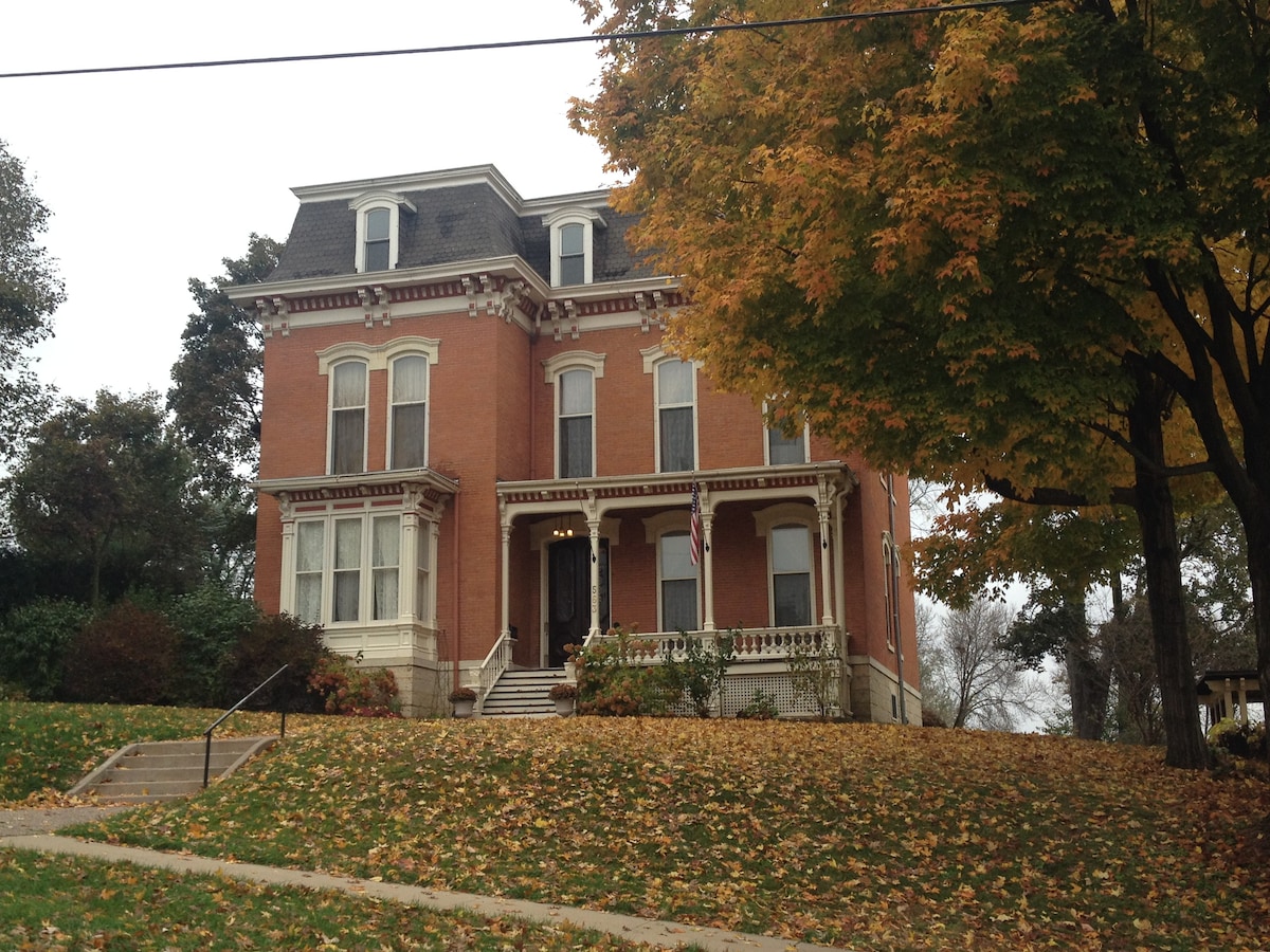 Historic John Bell House