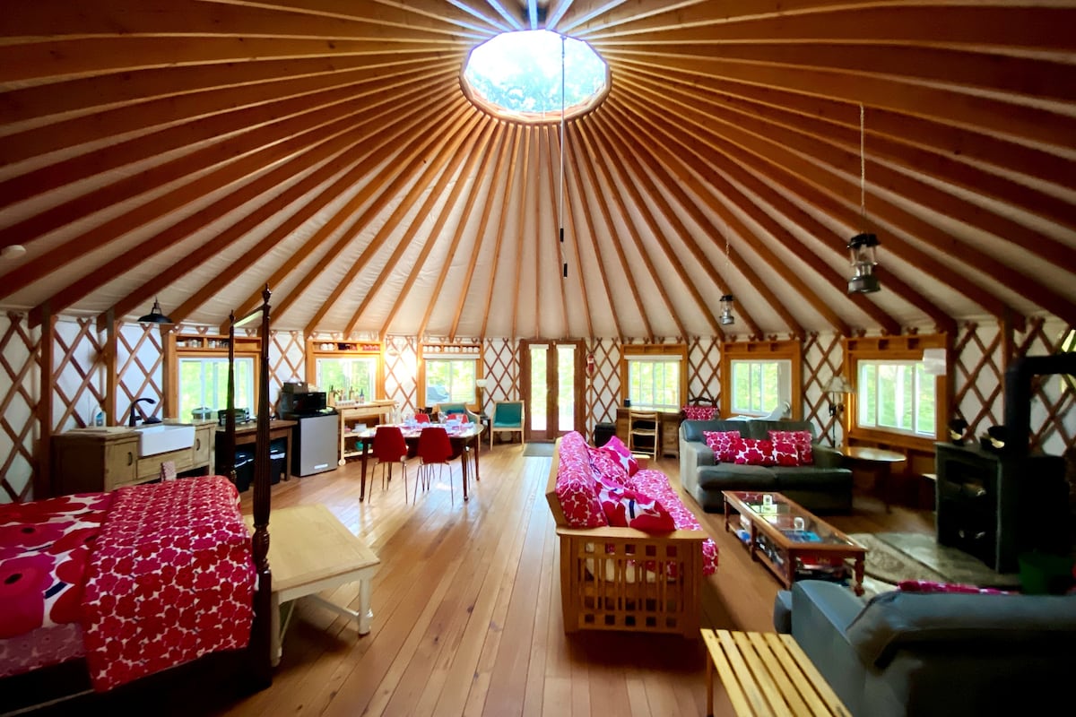Hartwoods Yurt