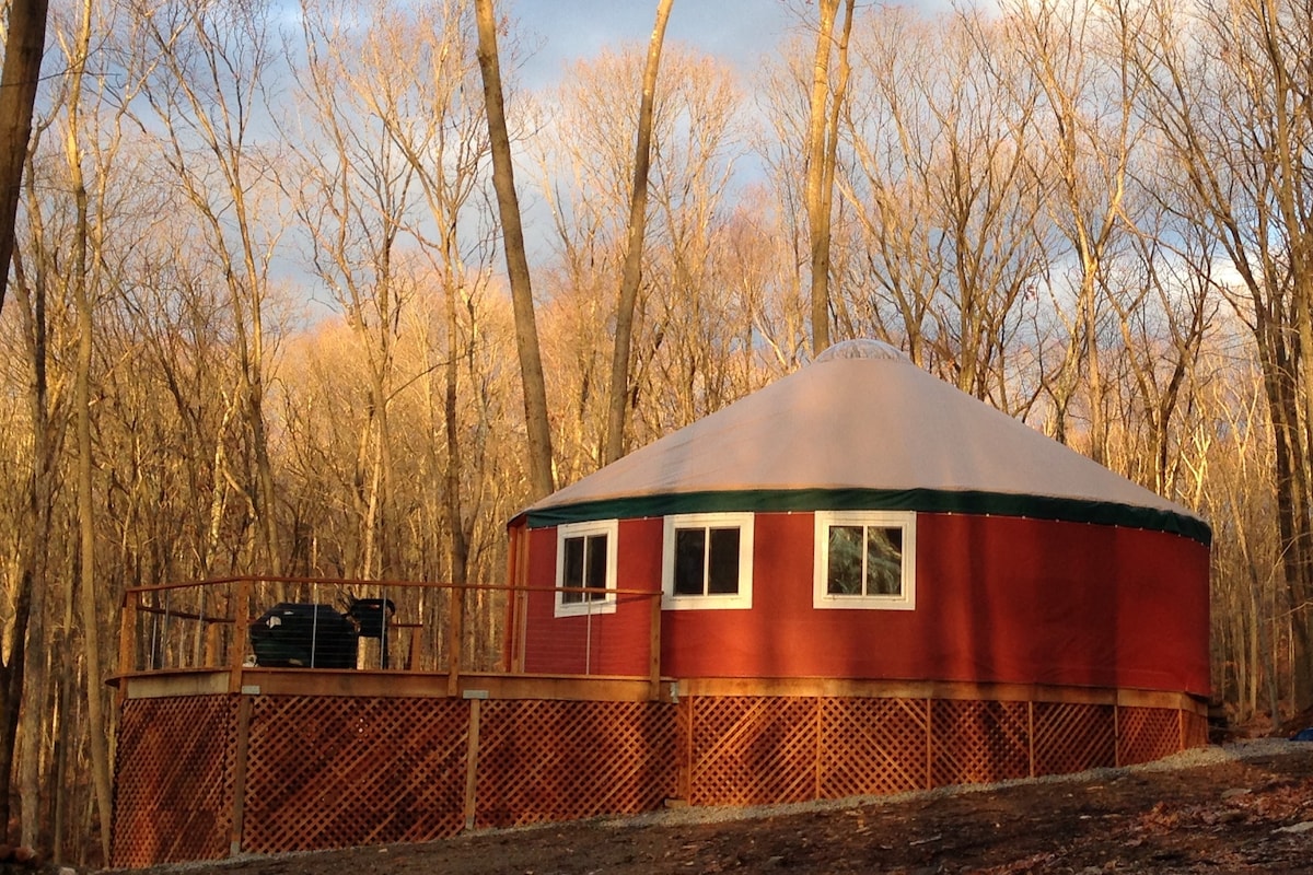 Hartwoods Yurt