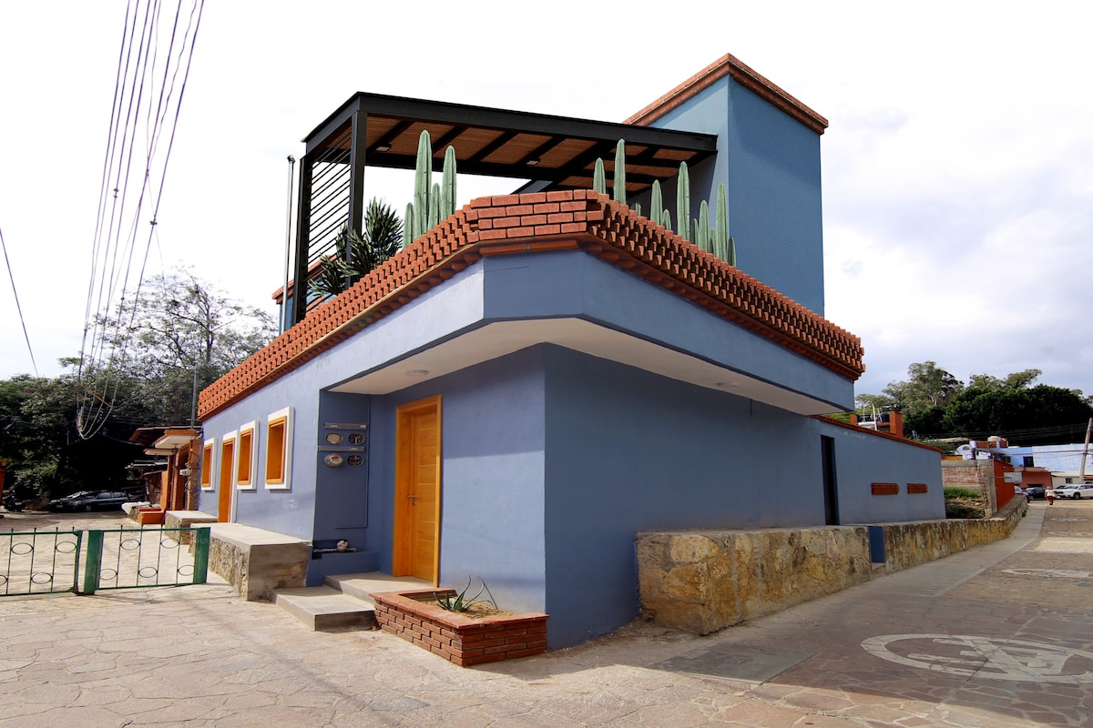 带美丽露台的Casa Azul Xochimilco