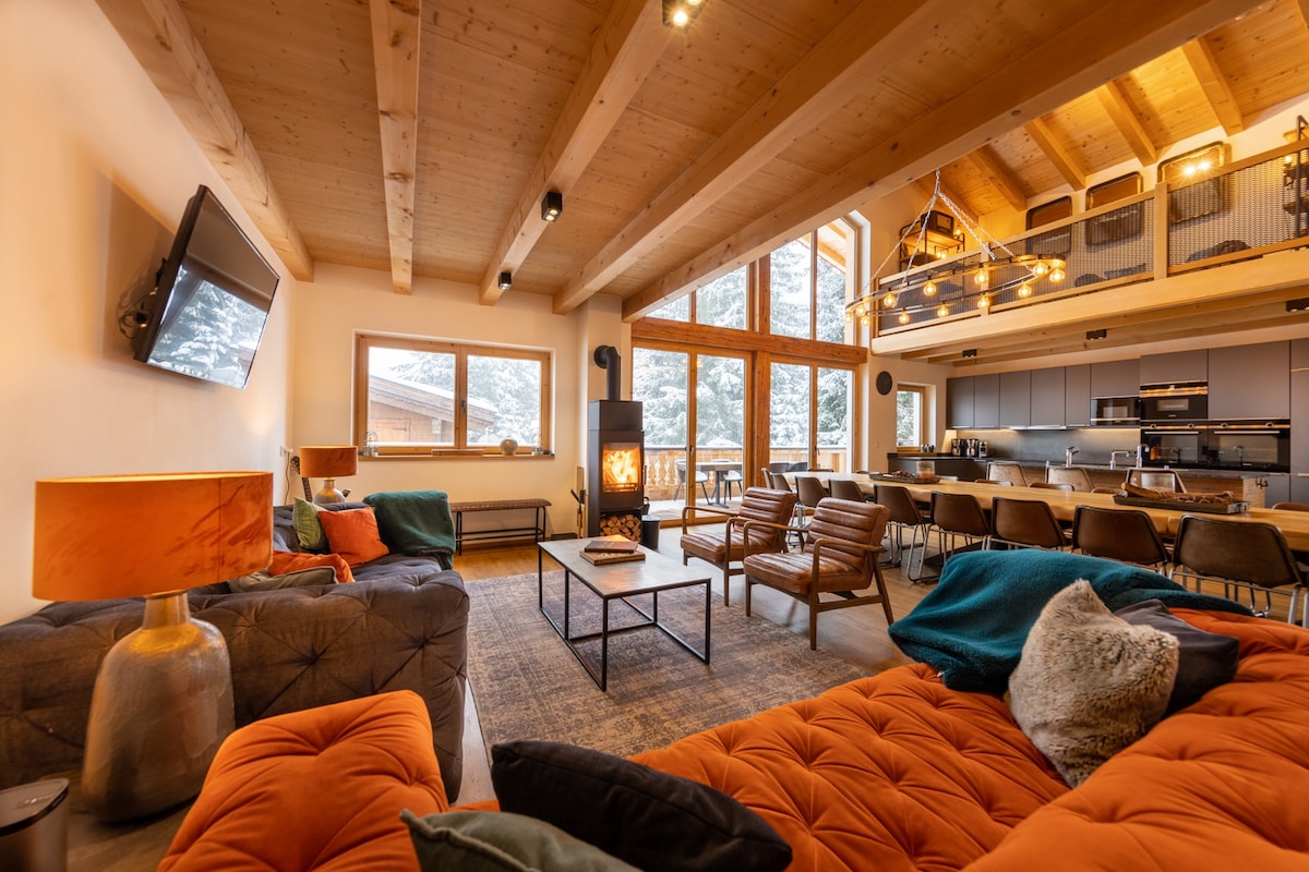 Chalet Zillertal Arena XL ，最多26岁的宽敞小屋