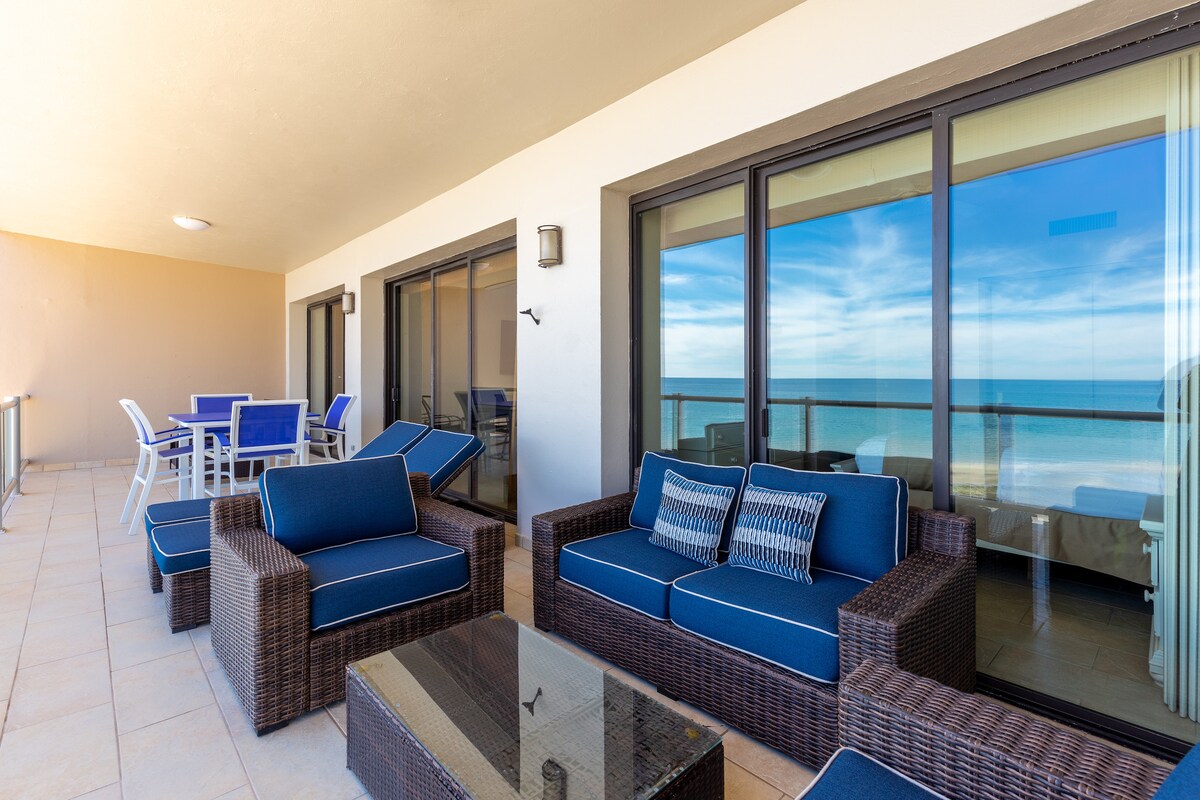 Furnished 3 Bedroom 2 Bath Condo Ocean Front Views