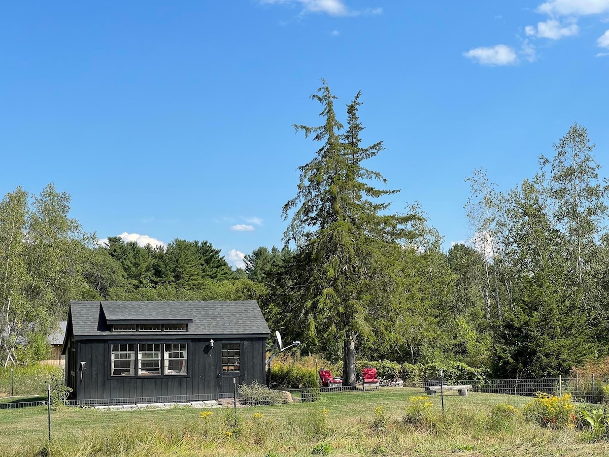 Secluded Country Cabin