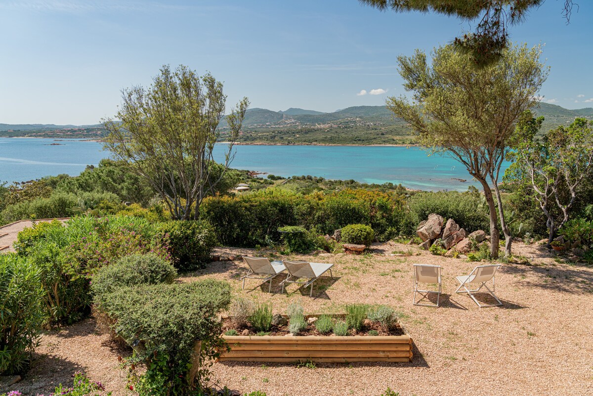 Sardegna度假别墅，步行即可抵达海滩
