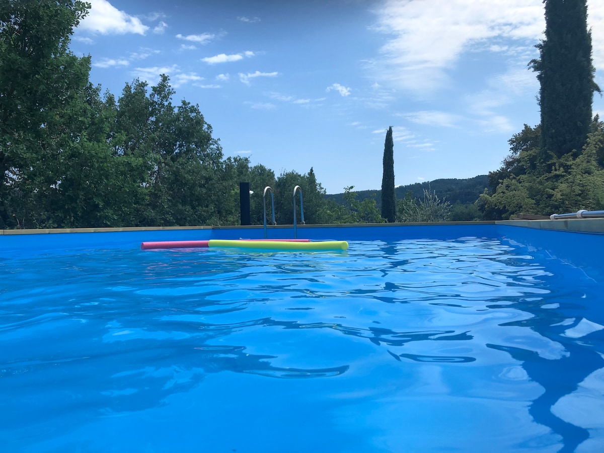 Casa La Cella -恒温泳池和桑拿