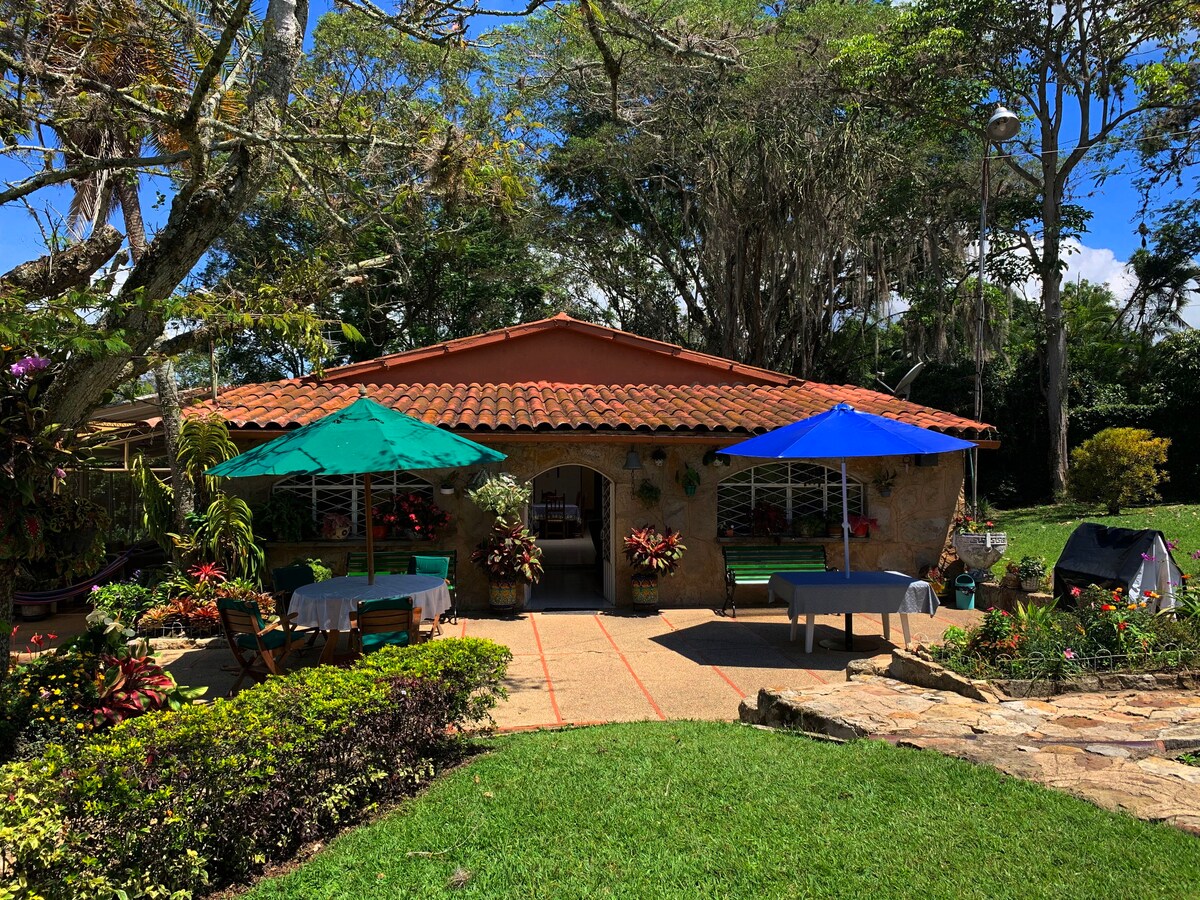 Paraiso Finca El Cambulo （高容量WIFI ）