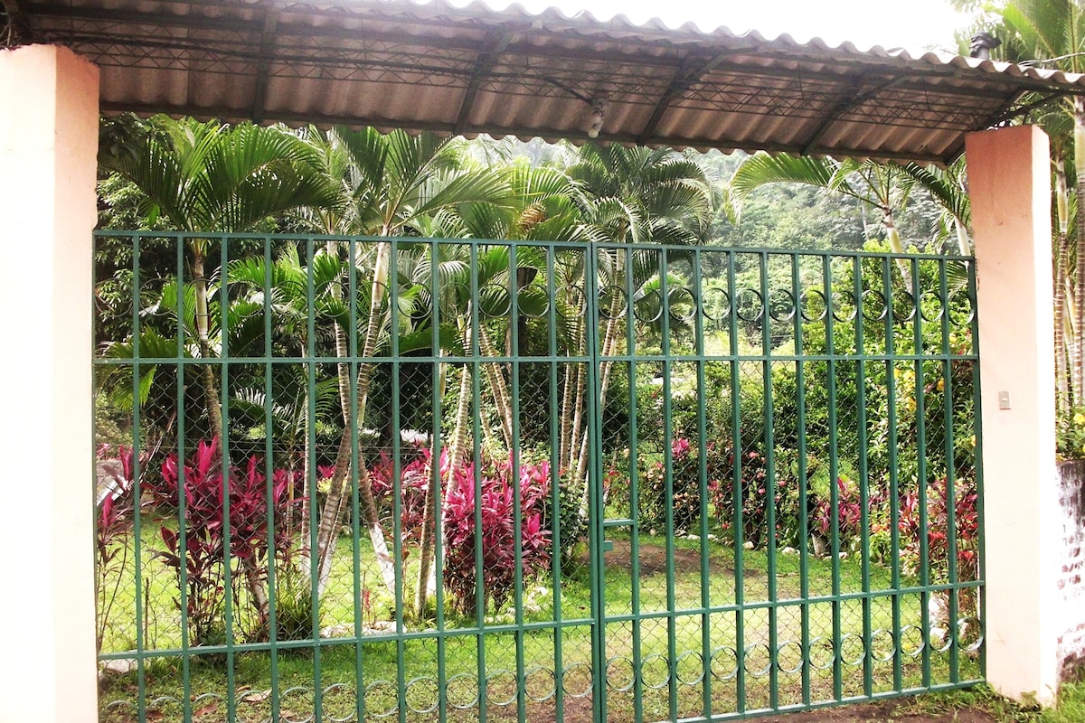 Quinta en Colon, La Libertad,萨尔瓦多
