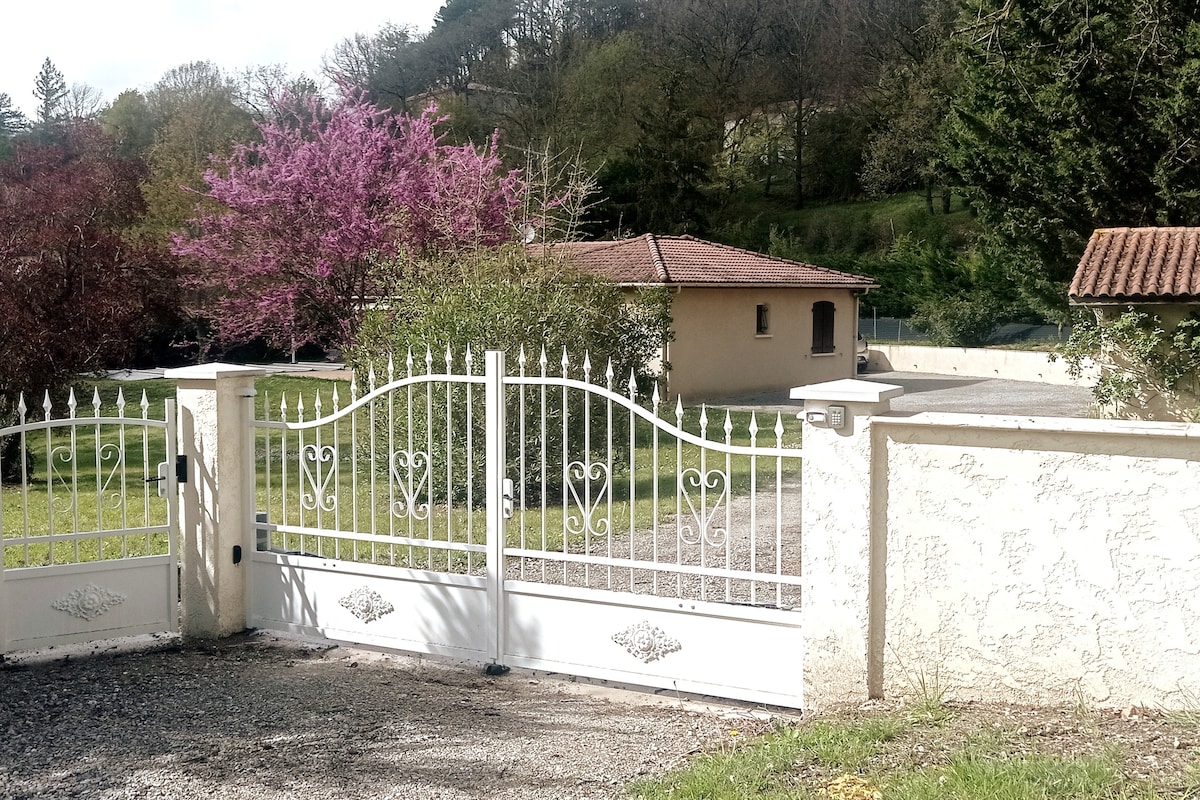 Studio à la campagne aux portes d'Auch