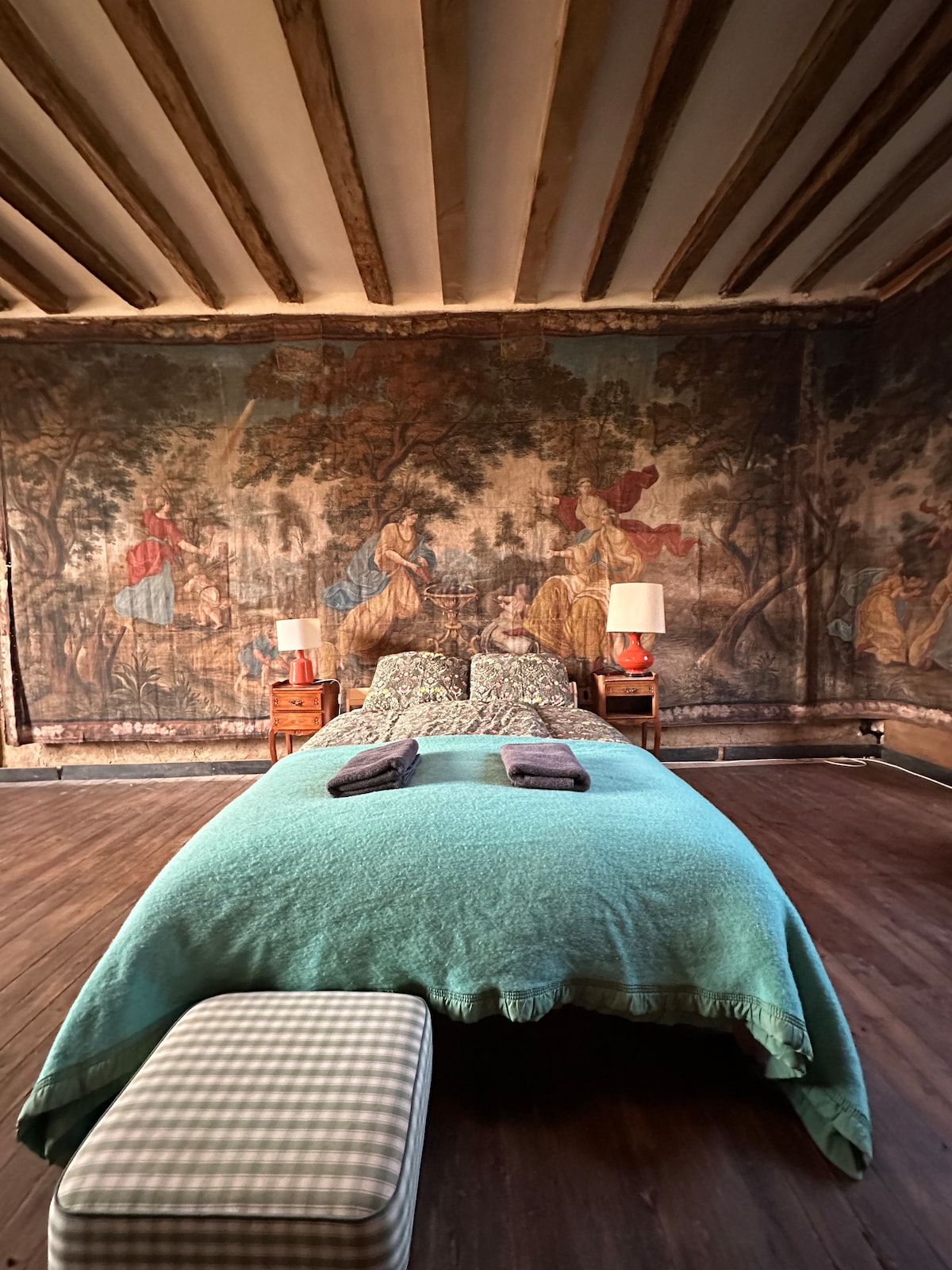 Château du Fresne Green room