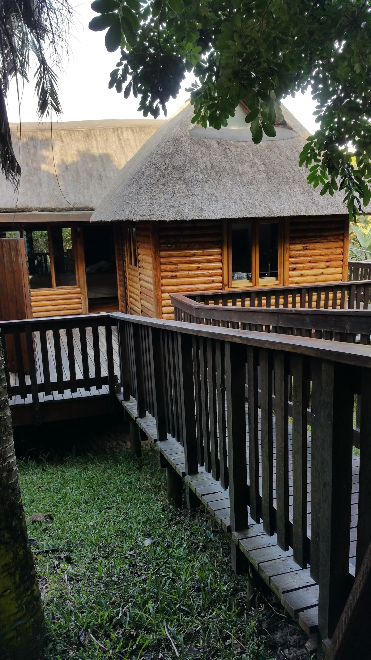 位于Sodwana Bay Lodge度假村的宁静灌木小屋