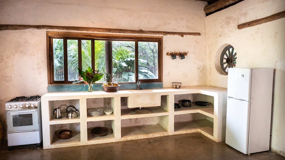 Tierra Nahua  Eco Lodge Casa 🥥 a step from  beach